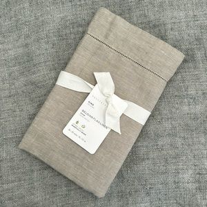 Pottery Barn Belgian Flax King Sham   New with Tags